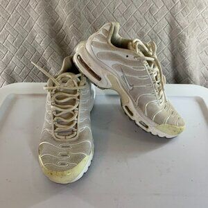 Nike Womens 7 Air Max Plus Sneakers White Low Top Athletic Running Gym